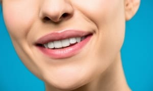 close-up-photo-of-woman-with-pink lipstick